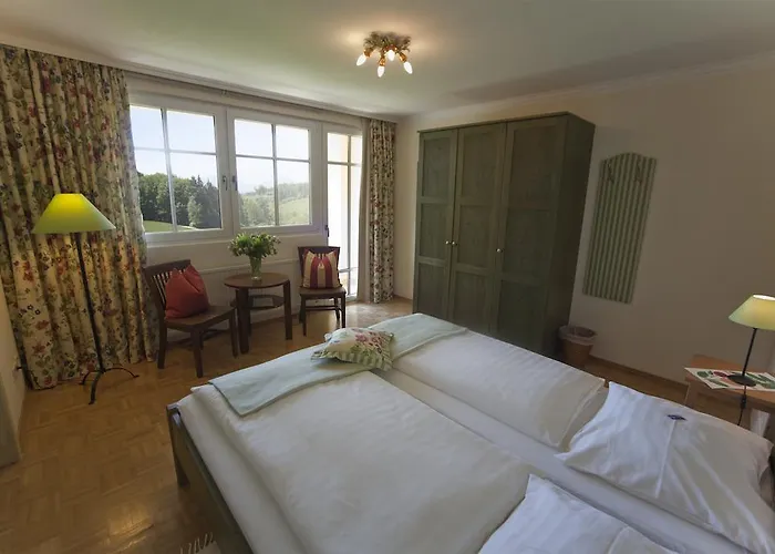 & Almhof Pensión Velden am Wörthersee