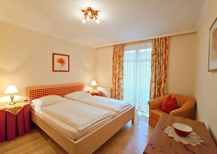 Pensión & Almhof Velden am Wörthersee